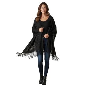 Indigo Thread Co Black Faux Suede Poncho Shawl Laser Cut Fringe Size 1X/2X